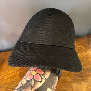 Lulu lemon hat